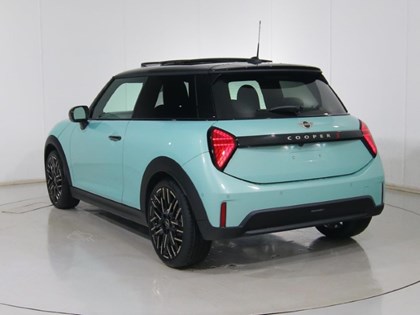 2025 (25) MINI COOPER 2.0 S Exclusive 3dr Auto