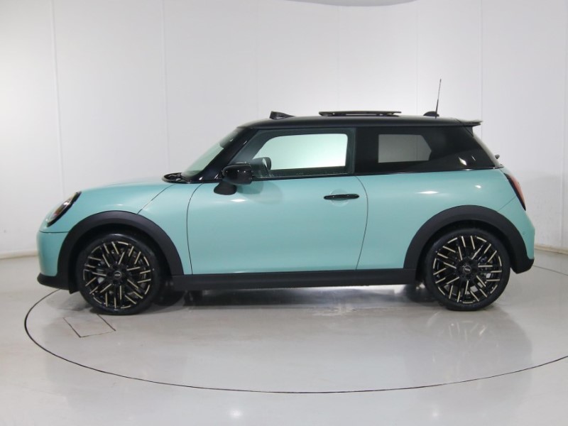 2025 (25) MINI COOPER 2.0 S Exclusive 3dr Auto 4685935