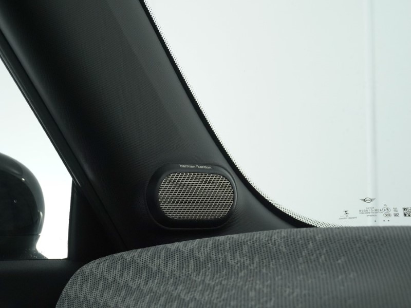 2025 (25) MINI COOPER 2.0 S Exclusive 3dr Auto 4685978