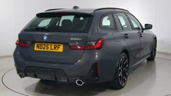 2025 (25) BMW 3 SERIES 330e 22.3 kWh M Sport 5dr Step Auto 4686034