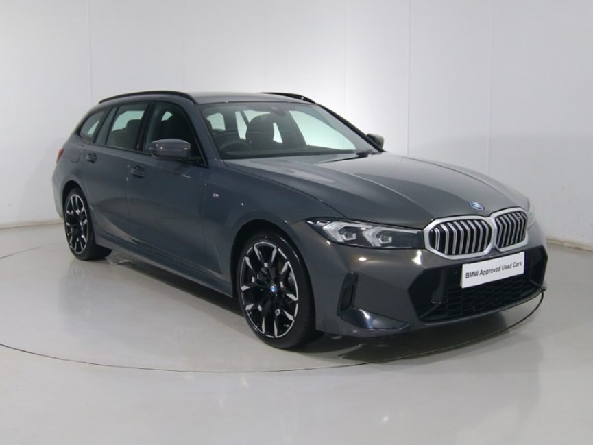 2025 (25) BMW 3 SERIES 330e 22.3 kWh M Sport 5dr Step Auto