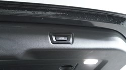 2025 (25) BMW 3 SERIES 330e 22.3 kWh M Sport 5dr Step Auto 4684491