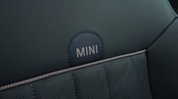 2025 (25) MINI COOPER 2.0 S Exclusive 3dr Auto 4699344