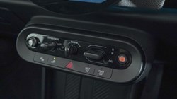 2025 (25) MINI COOPER 2.0 S Exclusive 3dr Auto 4699338
