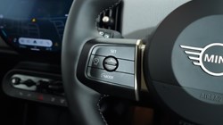 2025 (25) MINI COOPER 2.0 S Exclusive 3dr Auto 4699326