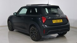 2025 (25) MINI COOPER 2.0 S Exclusive 3dr Auto 4699349