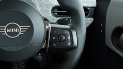 2025 (25) MINI COOPER 2.0 S Exclusive 3dr Auto 4699436