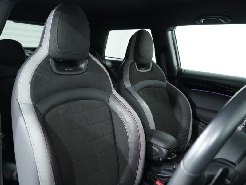 2024 (73) MINI HATCHBACK 2.0 Cooper S Sport Premium 3dr Auto 4694802