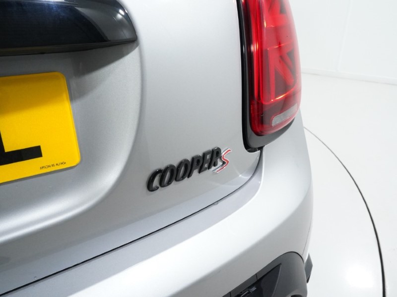 2024 (73) MINI HATCHBACK 2.0 Cooper S Sport Premium 3dr Auto 4694792