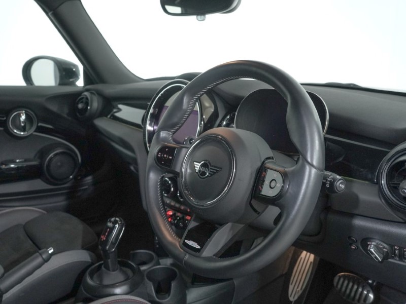 2024 (73) MINI HATCHBACK 2.0 Cooper S Sport Premium 3dr Auto 4694795