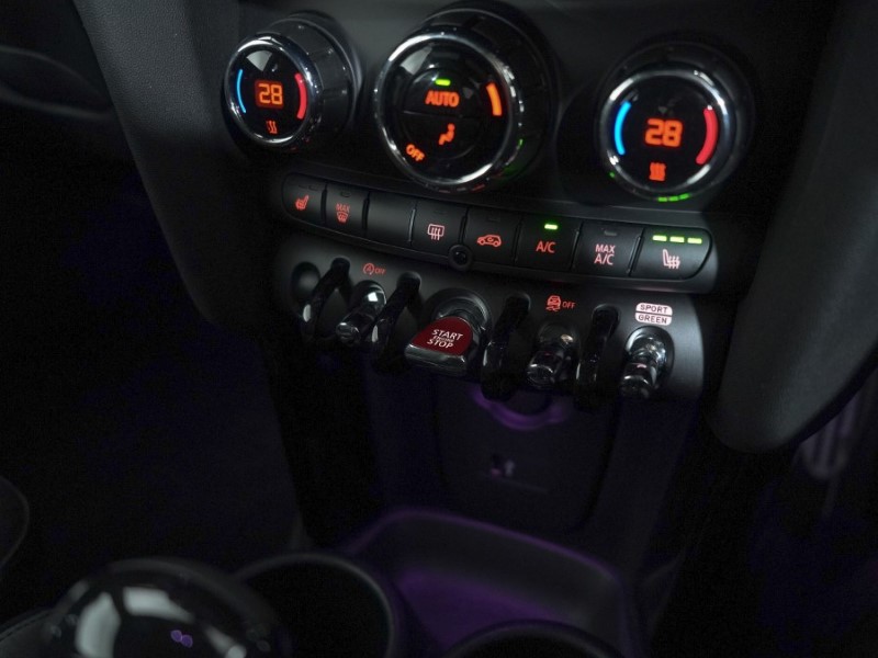 2024 (73) MINI HATCHBACK 2.0 Cooper S Sport Premium 3dr Auto 4694811