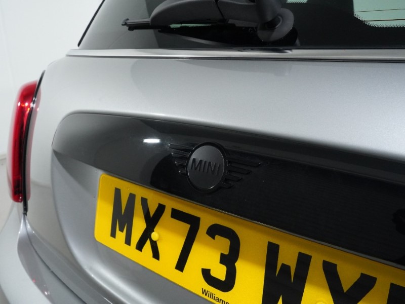 2024 (73) MINI HATCHBACK 2.0 Cooper S Sport Premium 3dr Auto 4694791
