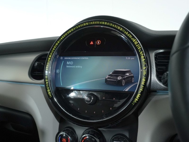 2023 (23) MINI HATCHBACK 1.5 Cooper Exclusive 3dr 4711777