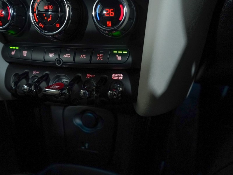 2023 (23) MINI HATCHBACK 1.5 Cooper Exclusive 3dr 4711768