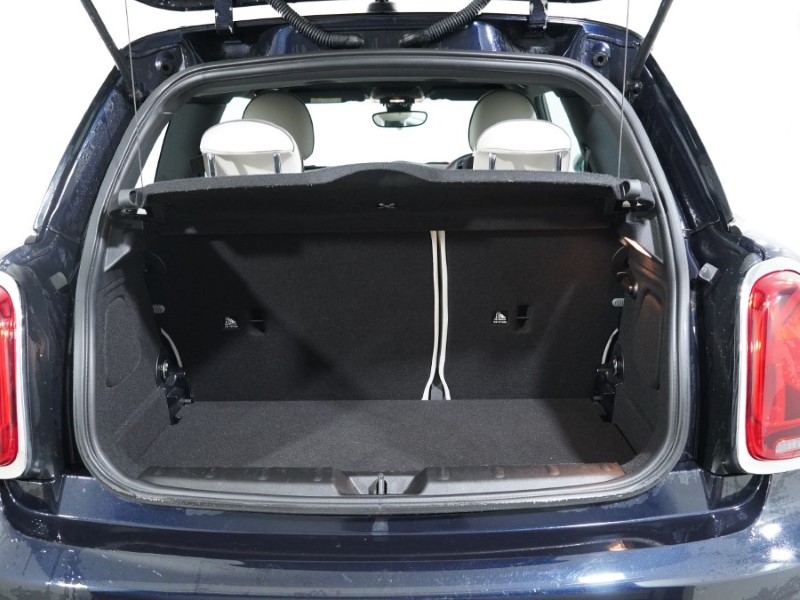 2023 (23) MINI HATCHBACK 1.5 Cooper Exclusive 3dr 4711751