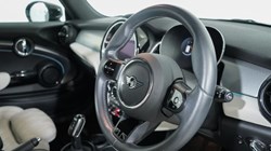 2023 (23) MINI HATCHBACK 1.5 Cooper Exclusive 3dr 4711755