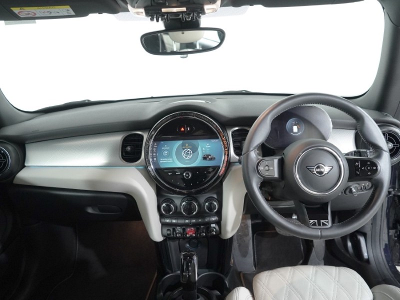 2023 (23) MINI HATCHBACK 1.5 Cooper Exclusive 3dr 4711759