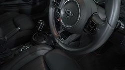 2022 (72) MINI HATCHBACK 1.5 Cooper Exclusive 3dr Auto 4711202