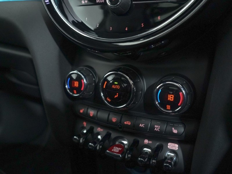 2022 (72) MINI HATCHBACK 1.5 Cooper Exclusive 3dr Auto 4711227