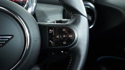 2022 (72) MINI HATCHBACK 1.5 Cooper Exclusive 3dr Auto 4711221