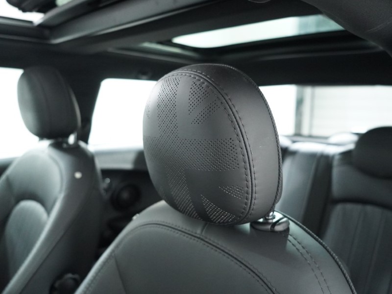 2022 (72) MINI HATCHBACK 1.5 Cooper Exclusive 3dr Auto 4711216