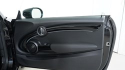 2022 (72) MINI HATCHBACK 1.5 Cooper Exclusive 3dr Auto 4711199