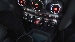2022 (72) MINI HATCHBACK 1.5 Cooper Exclusive 3dr Auto 4711228