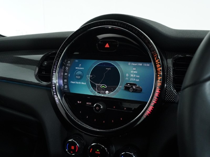 2022 (72) MINI HATCHBACK 1.5 Cooper Exclusive 3dr Auto 4711224