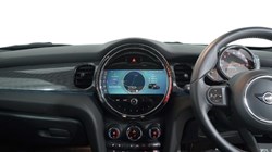 2022 (72) MINI HATCHBACK 1.5 Cooper Exclusive 3dr Auto 4711205