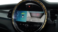 2022 (72) MINI HATCHBACK 1.5 Cooper Exclusive 3dr Auto 4711237