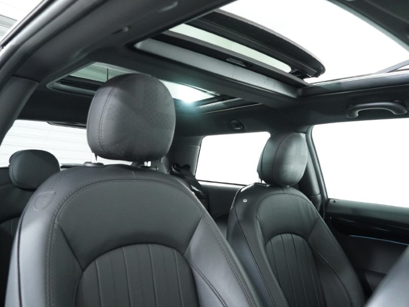 2022 (72) MINI HATCHBACK 1.5 Cooper Exclusive 3dr Auto 4711209