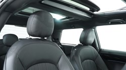 2022 (72) MINI HATCHBACK 1.5 Cooper Exclusive 3dr Auto 4711209