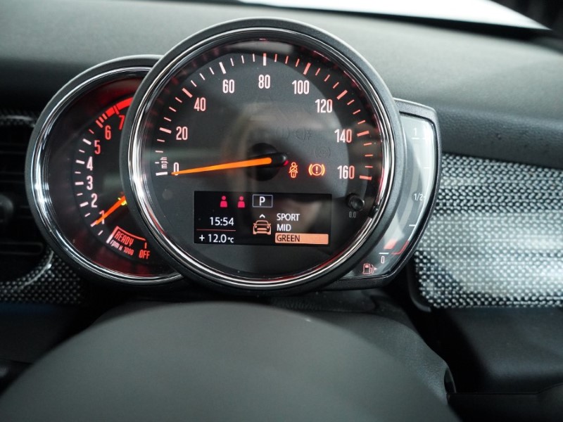 2022 (72) MINI HATCHBACK 1.5 Cooper Exclusive 3dr Auto 4711234