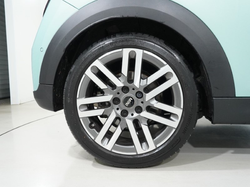 2024 (24) MINI COOPER 1.5 C Classic 3dr Auto 4708969