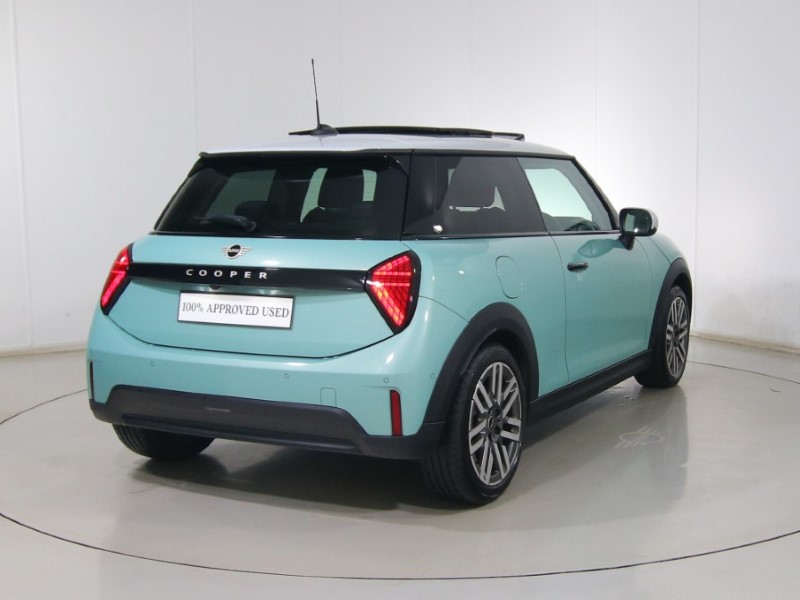 2024 (24) MINI COOPER 1.5 C Classic 3dr Auto 4709014