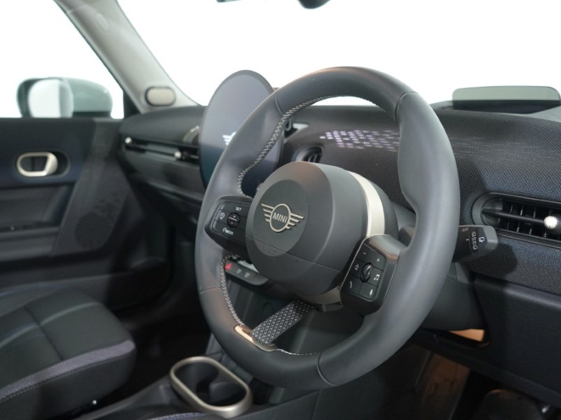 2024 (24) MINI COOPER 1.5 C Classic 3dr Auto 4708970