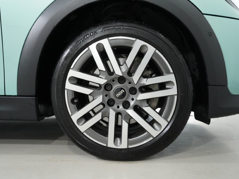 2024 (24) MINI COOPER 1.5 C Classic 3dr Auto 4708979