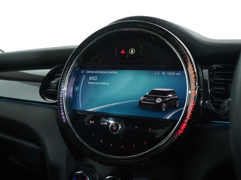 2023 (73) MINI HATCHBACK 1.5 Cooper Classic 3dr Auto 4708369