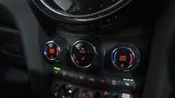 2023 (73) MINI HATCHBACK 1.5 Cooper Classic 3dr Auto 4708359