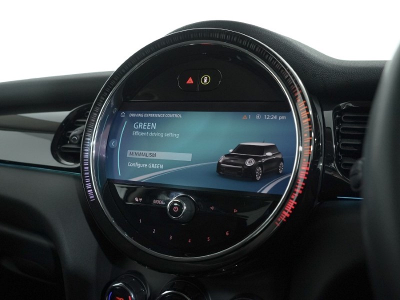 2023 (73) MINI HATCHBACK 1.5 Cooper Classic 3dr Auto 4708370