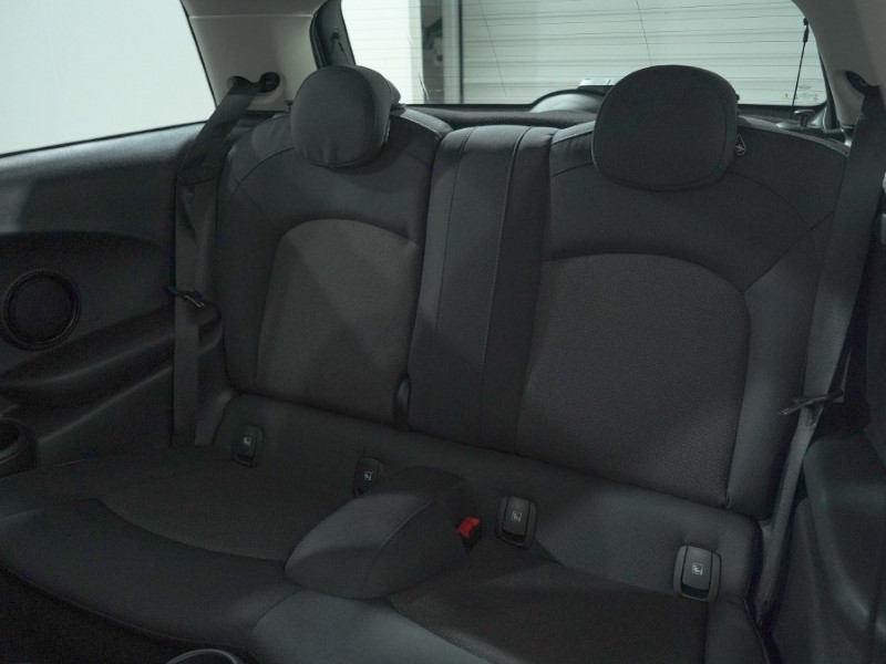 2023 (73) MINI HATCHBACK 1.5 Cooper Classic 3dr Auto 4708356