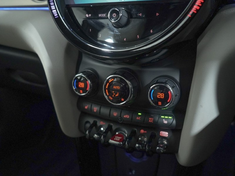 2022 (22) MINI HATCHBACK 1.5 Cooper Exclusive 5dr 4717717