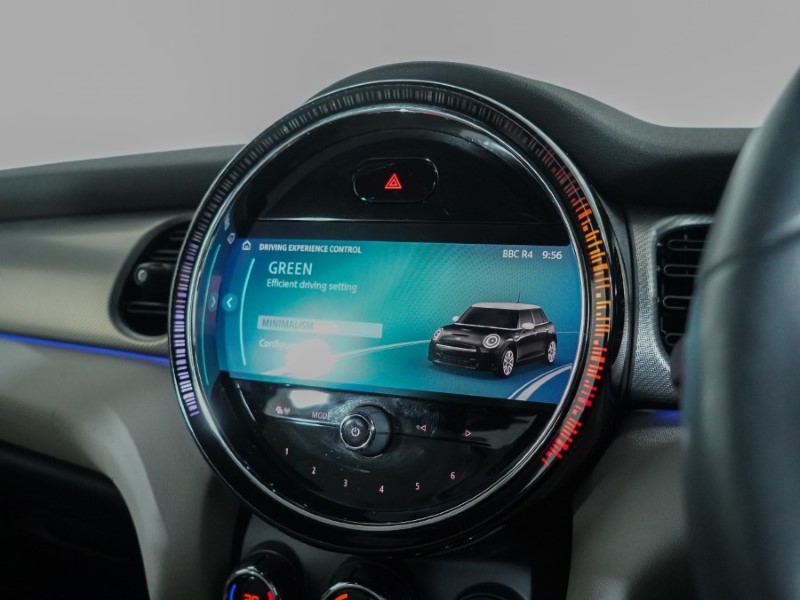 2022 (22) MINI HATCHBACK 1.5 Cooper Exclusive 5dr 4717724