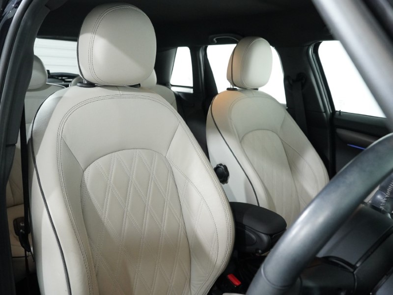 2022 (22) MINI HATCHBACK 1.5 Cooper Exclusive 5dr 4717711