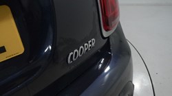 2022 (22) MINI HATCHBACK 1.5 Cooper Exclusive 5dr 4717701