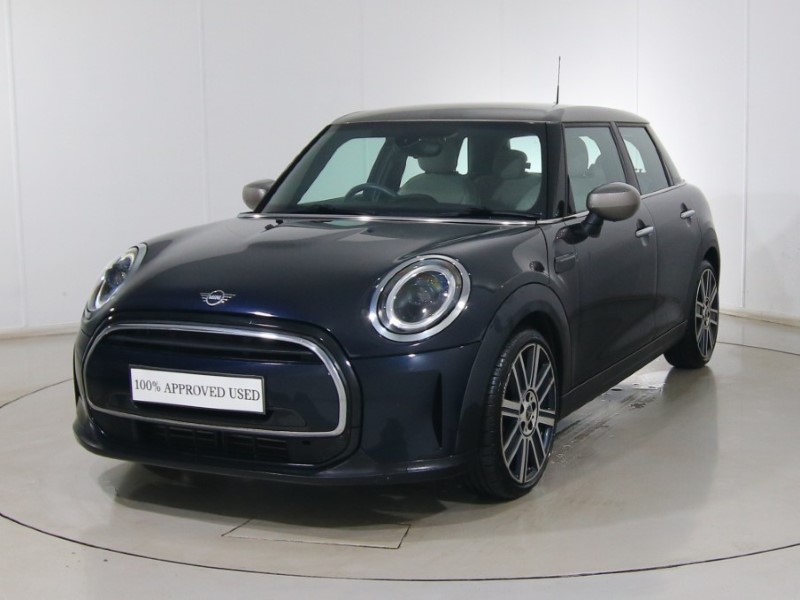 2022 (22) MINI HATCHBACK 1.5 Cooper Exclusive 5dr 4717733