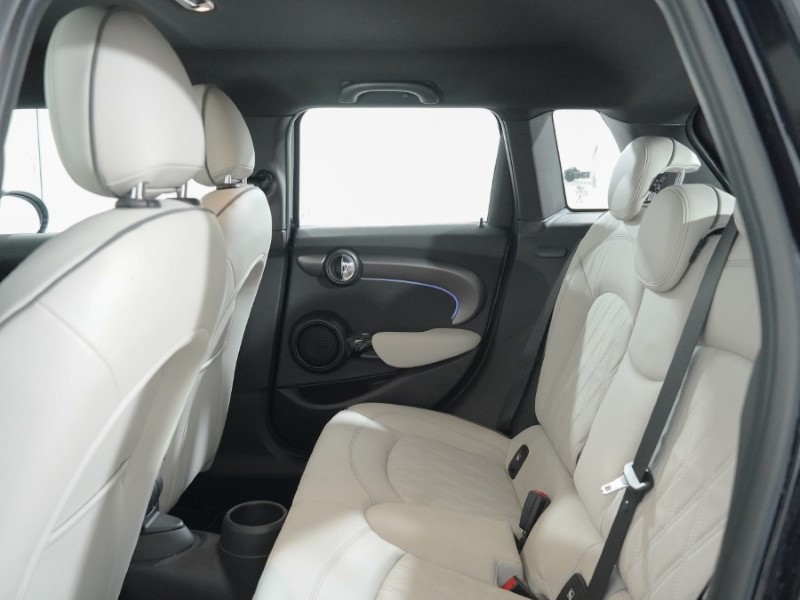 2022 (22) MINI HATCHBACK 1.5 Cooper Exclusive 5dr 4717708