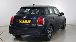 2022 (22) MINI HATCHBACK 1.5 Cooper Exclusive 5dr 4717737