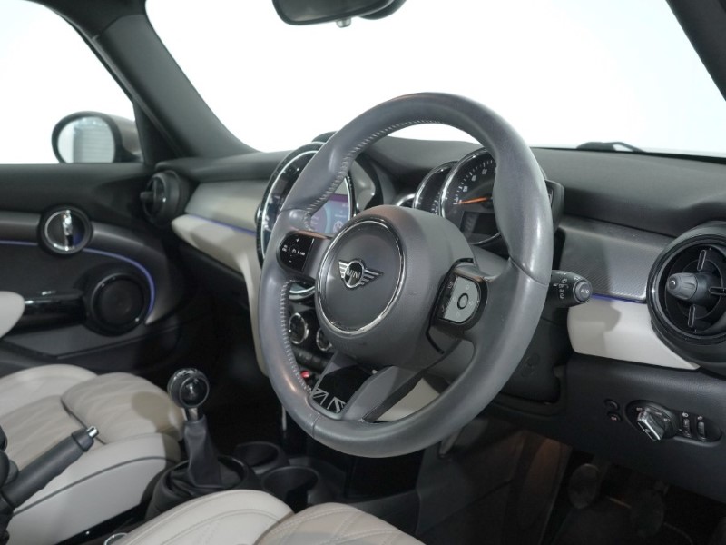 2022 (22) MINI HATCHBACK 1.5 Cooper Exclusive 5dr 4717713