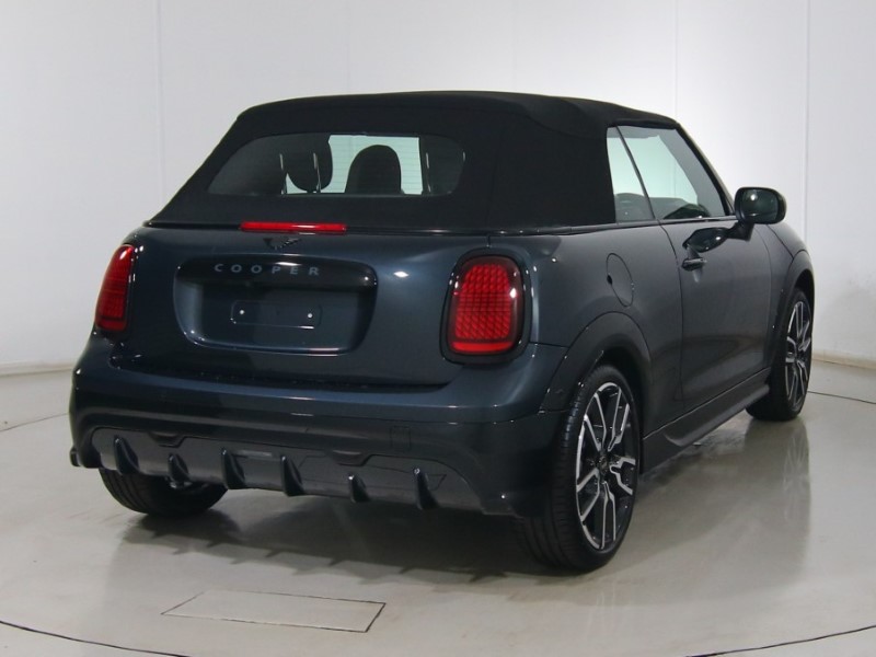 2025 (75) MINI COOPER 2.0 C Sport 2dr Auto 4861092